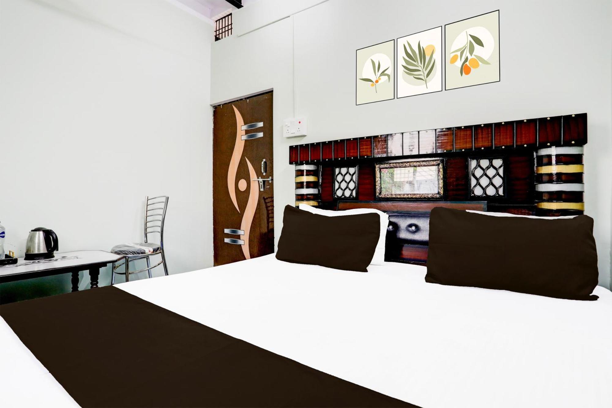 Hotel O V.K. Hotel อัลลอฮาบาด ภายนอก รูปภาพ