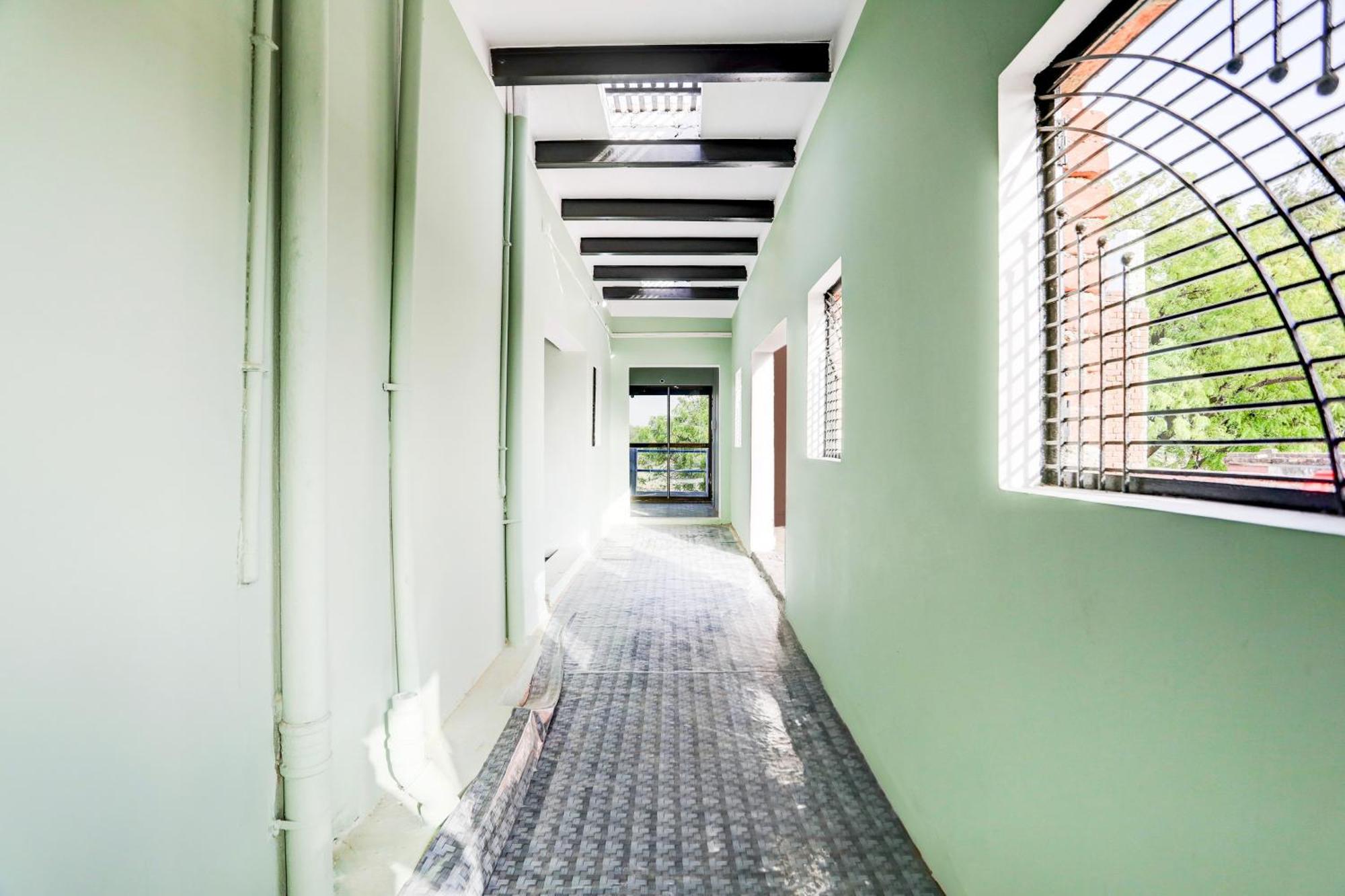 Hotel O V.K. Hotel อัลลอฮาบาด ภายนอก รูปภาพ
