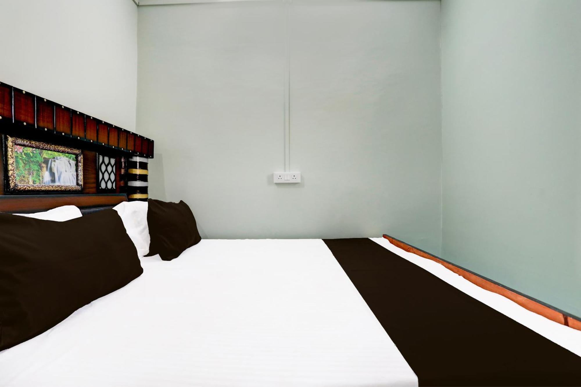 Hotel O V.K. Hotel อัลลอฮาบาด ภายนอก รูปภาพ